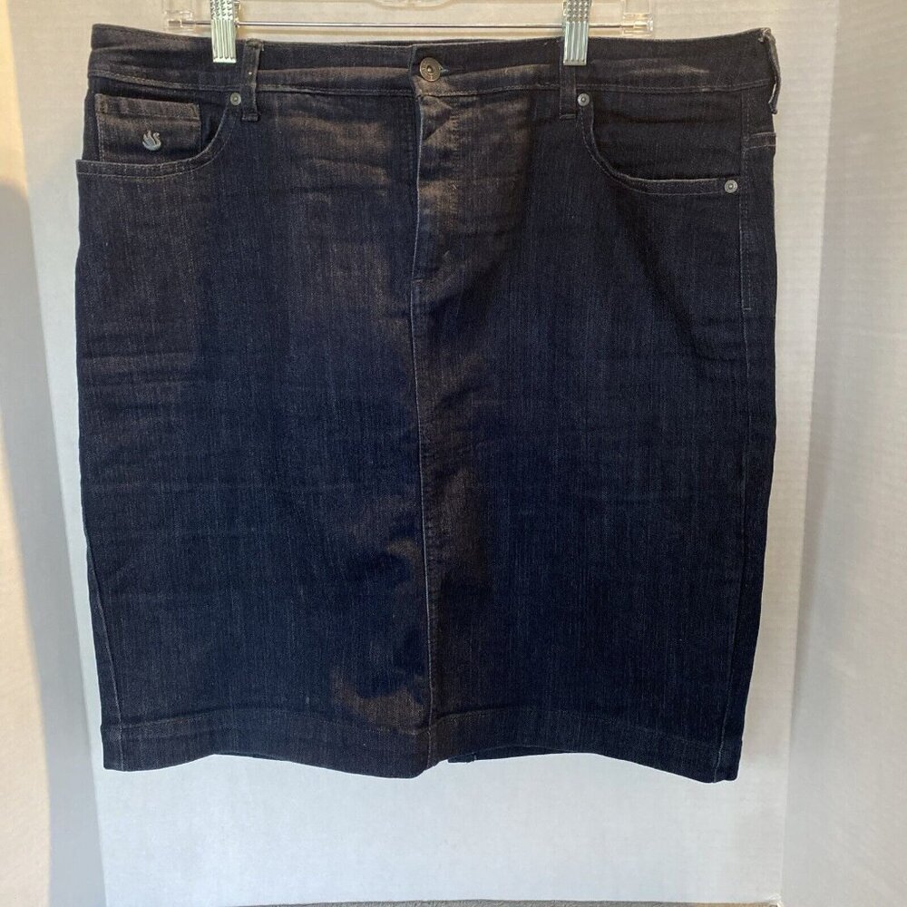 GLORIA VANDERBILT Amanda Denim Jean Skirt Embellished Pockets Knee Length Sz 16